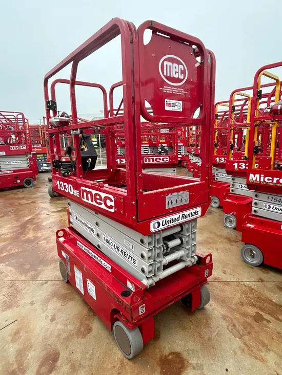 2018 MEC 1330SE Scissor Lift