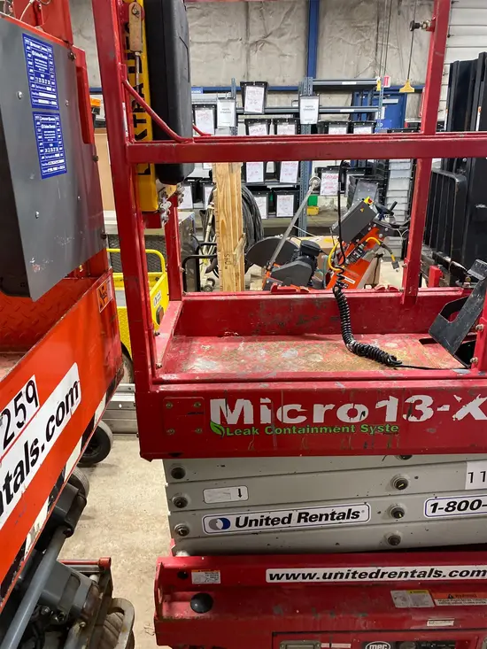 2020 MEC 1330SE Scissor Lift