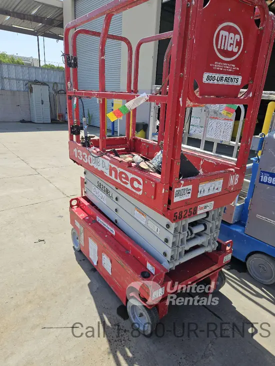 2018 MEC 1330SE Scissor Lift