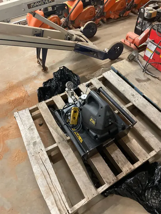 2019 ENERPAC ZE5440SG-FGHL Pump