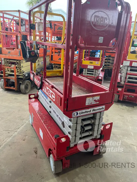 2017 MEC 1330SE Scissor Lift