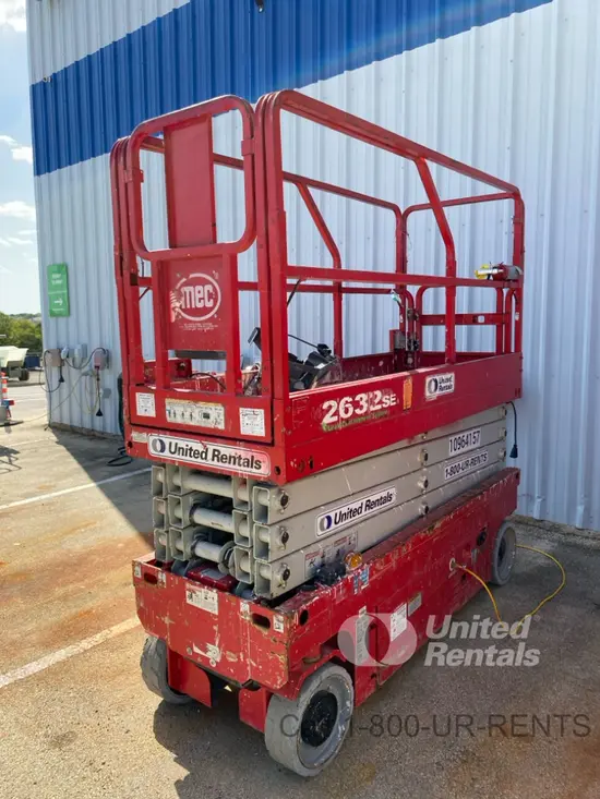 2019 MEC 2632SE Scissor Lift