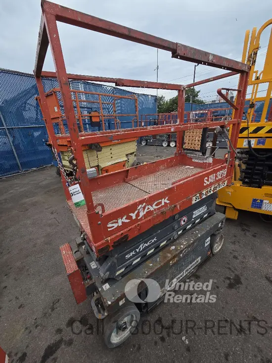 2018 Skyjack SJIII3219 Scissor Lift