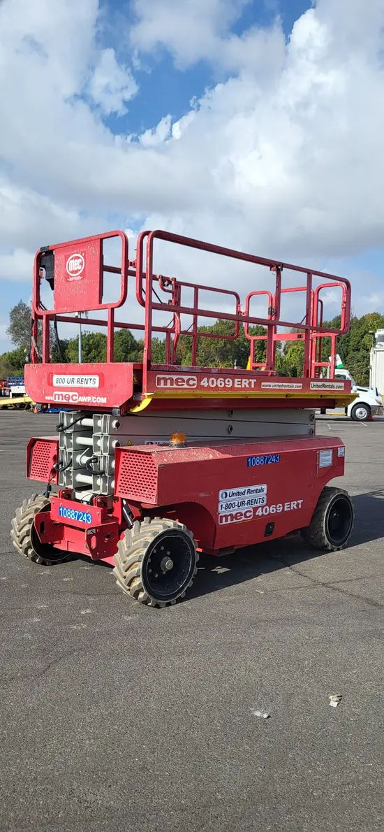 2019 MEC 4069ERT Scissor Lift