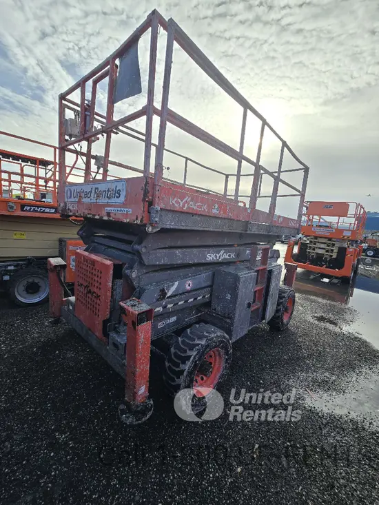 2015 Skyjack SJ8841RT Rough Terrain Scissor Lift