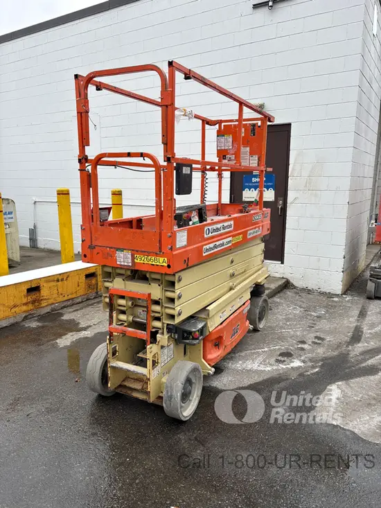 2017 JLG 2632ES Scissor Lift