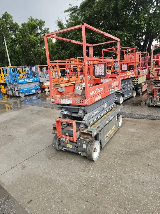 2016 Skyjack SJIII3219 Scissor Lift