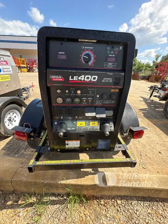 2024 Lincoln Electric LE400 Welder