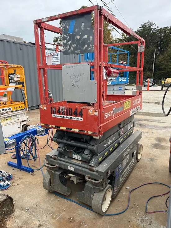 2016 Skyjack SJIII3219 Scissor Lift