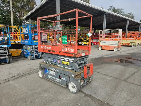 2016 Skyjack SJIII3219 Scissor Lift