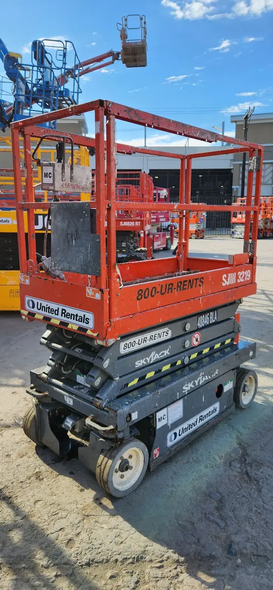 2017 Skyjack SJIII3219 Scissor Lift