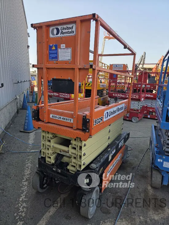 2018 JLG 1932R Scissor Lift