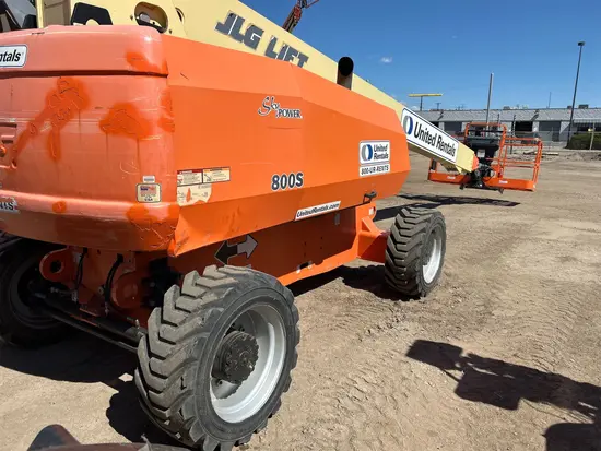 2018 JLG 800S Boom Lift