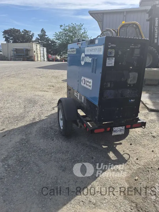 2021 Miller Welders Big Blue 500 Welder