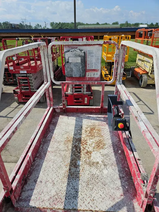 2018 MEC 4046SE Scissor Lift