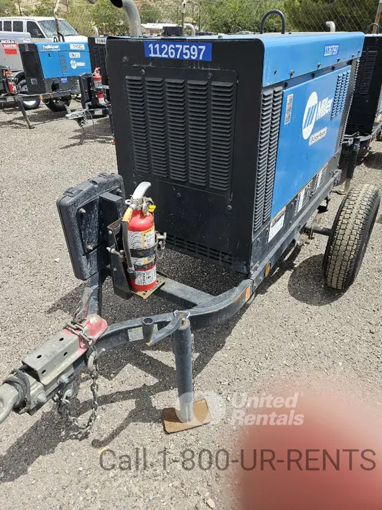 2021 Miller Welders Big Blue 300R Welder
