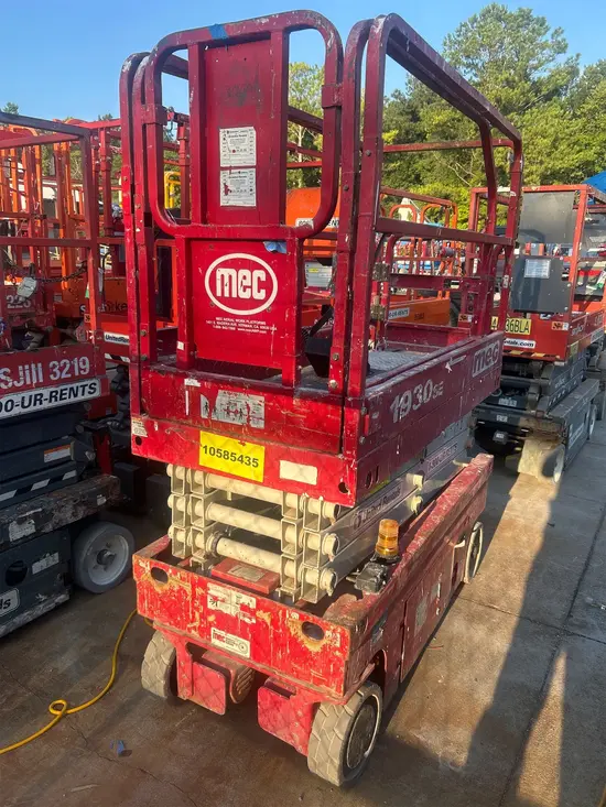 2017 MEC 1930SE Scissor Lift