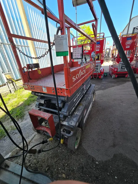 2018 Skyjack SJIII3219 Scissor Lift
