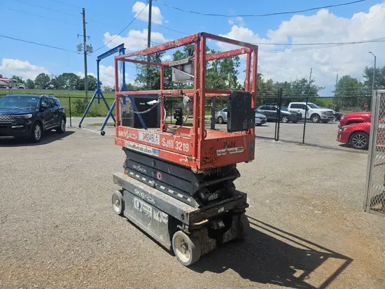 2016 Skyjack SJIII3219 Scissor Lift