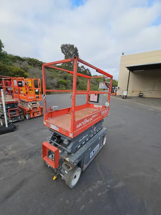 2018 Skyjack SJIII3219 Scissor Lift