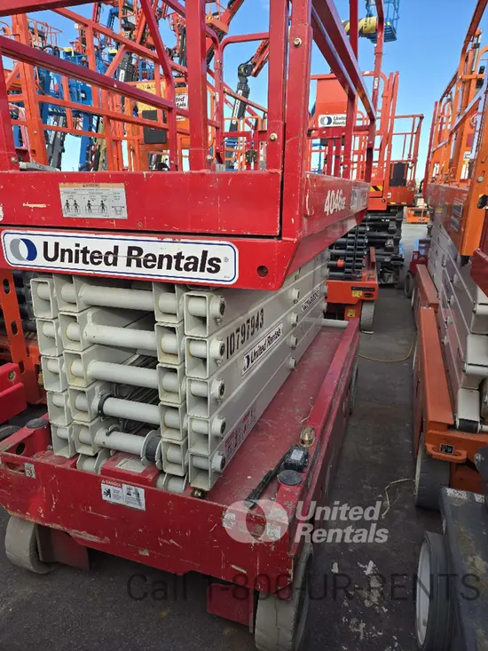 2018 MEC 4046SE Scissor Lift