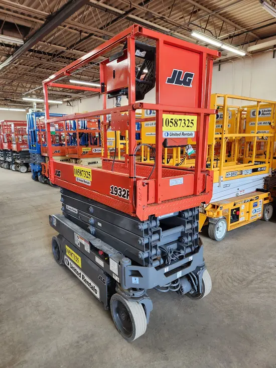 2017 JLG 1932R Scissor Lift