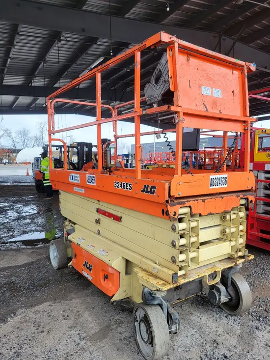 2018 JLG 3246ES Scissor Lift