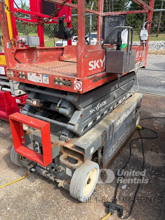 2018 Skyjack SJIII3219 Scissor Lift