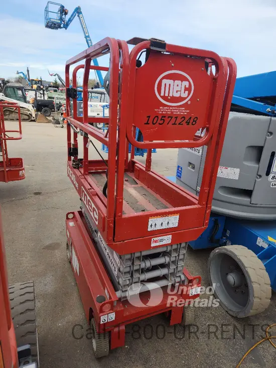 2017 MEC 1330SE Scissor Lift