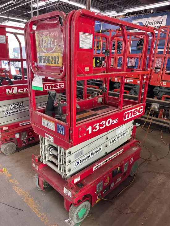 2017 MEC 1330SE Scissor Lift