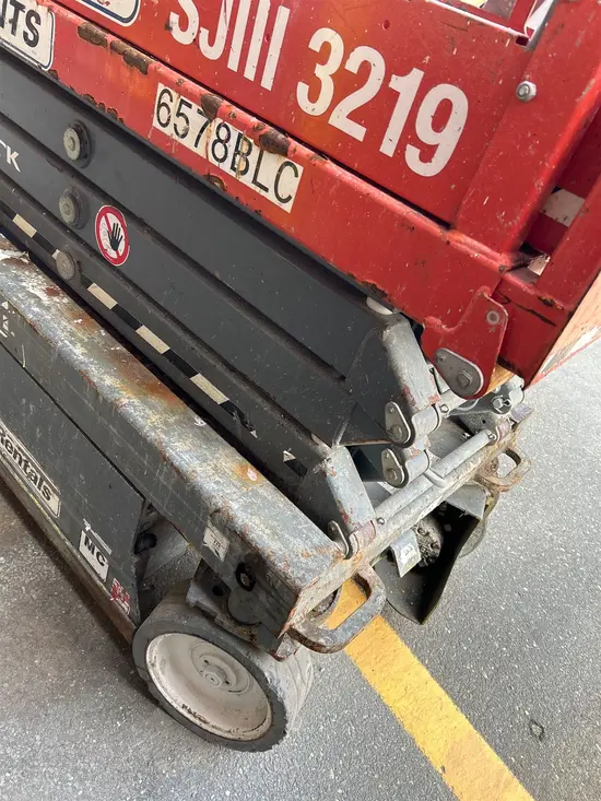2018 Skyjack SJIII3219 Scissor Lift