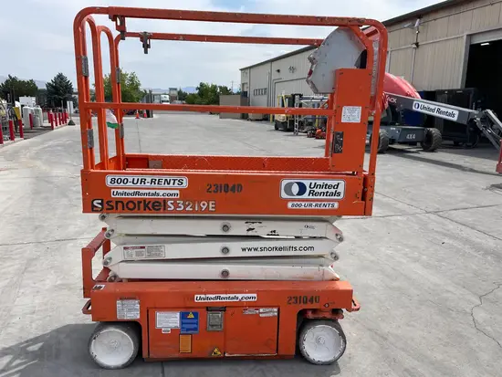 2019 Snorkel S3219E Scissor Lift