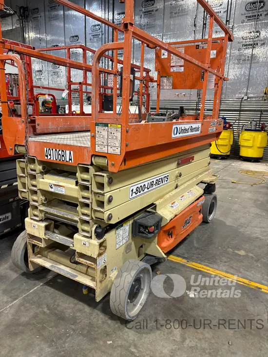 2017 JLG 3246ES Scissor Lift