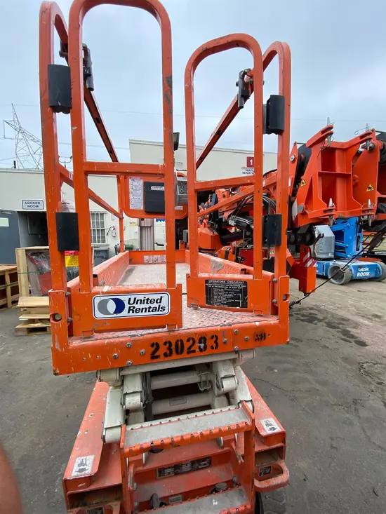 2019 Snorkel S3219E Scissor Lift