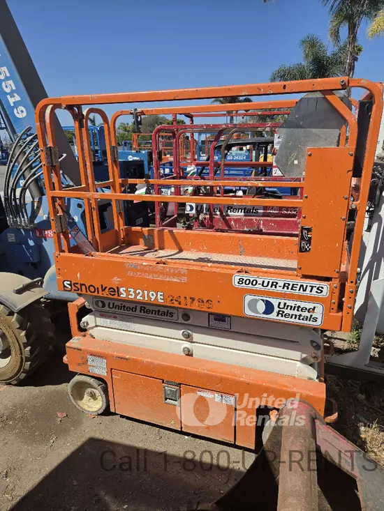 2019 Snorkel S3219E Scissor Lift