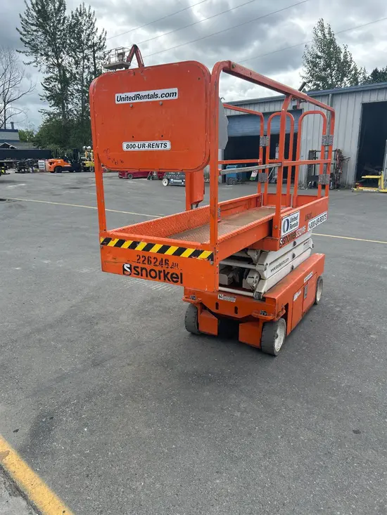 2019 Snorkel S3219E Scissor Lift