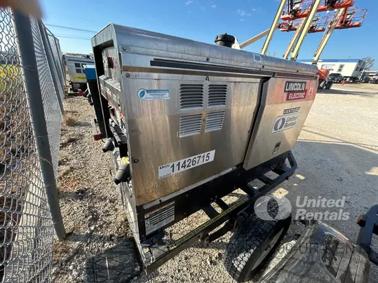 2022 Lincoln Electric LE500X Welder