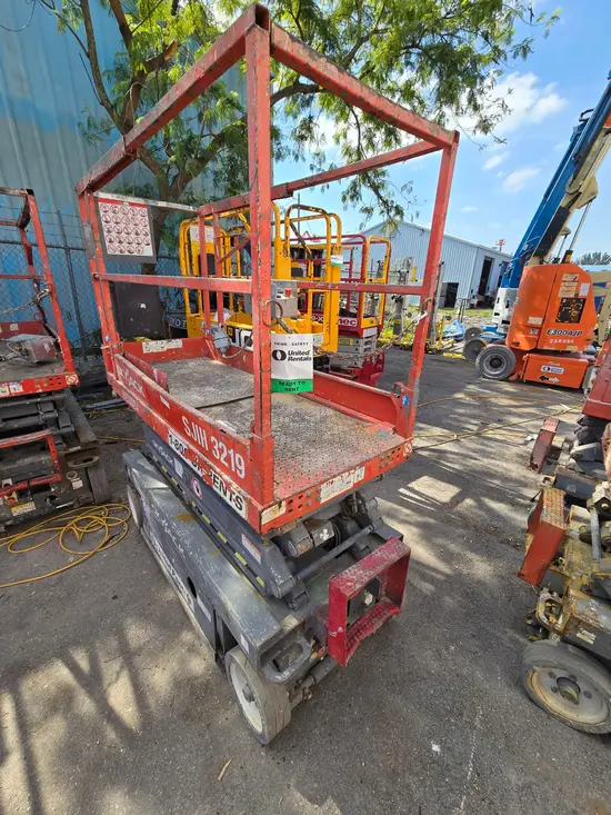 2014 Skyjack SJIII3219 Scissor Lift