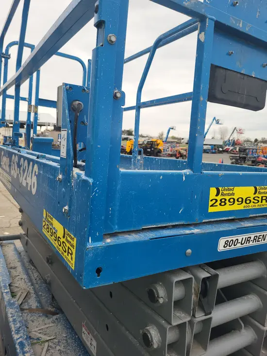 2018 Genie GS-3246 Scissor Lift