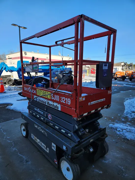 2018 Skyjack SJIII3219 Scissor Lift