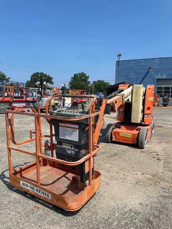 2014 JLG E300AJP Articulating Boom Lift