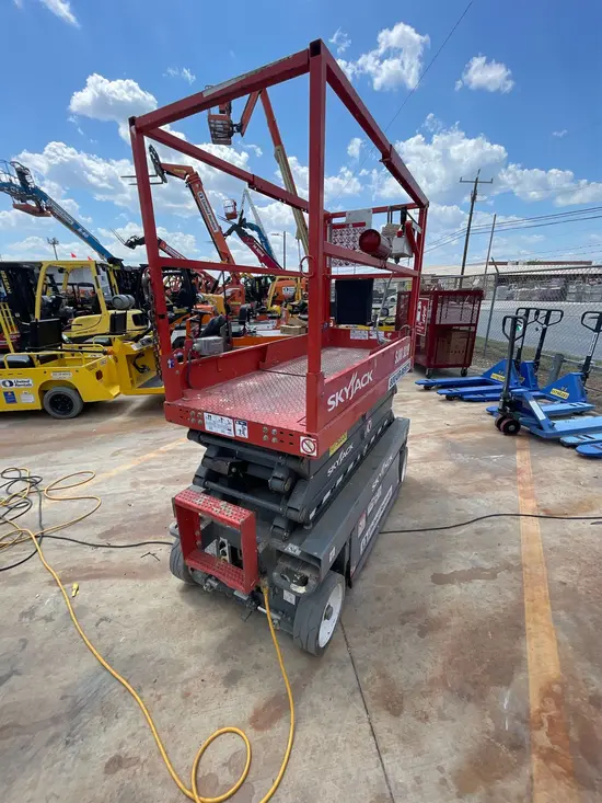 2018 Skyjack SJIII3219 Scissor Lift