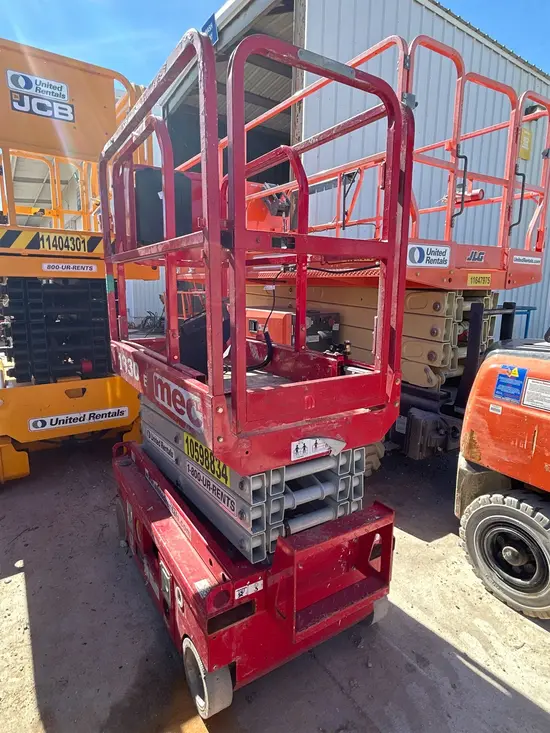 2017 MEC 1330SE Scissor Lift