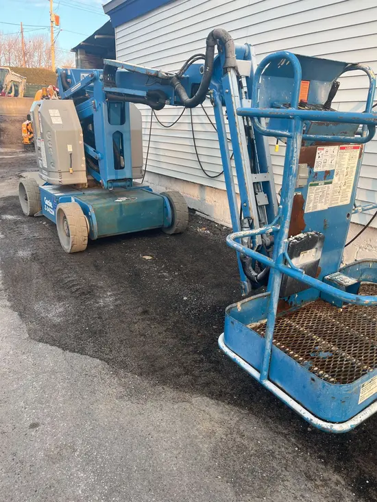 2014 Genie Z-34/22N Articulating Boom Lift