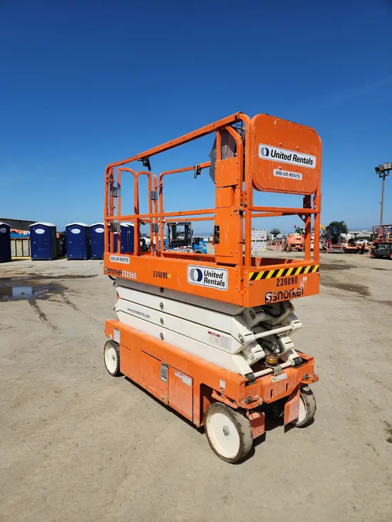 2019 Snorkel S3226E Scissor Lift