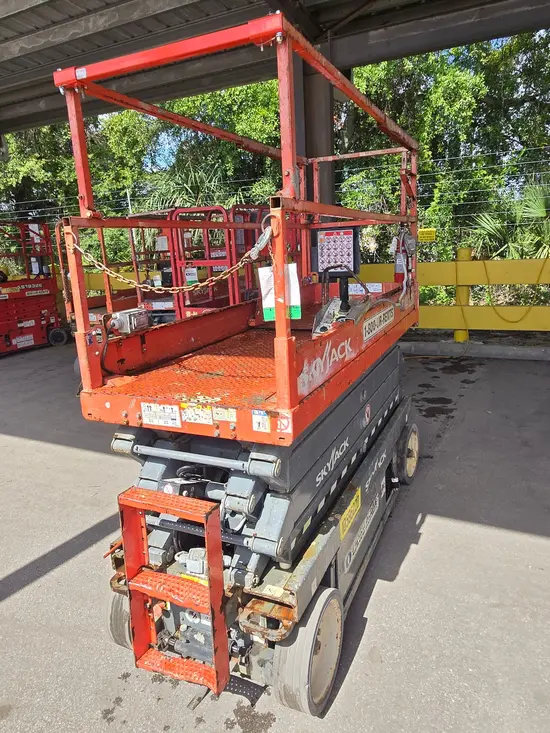 2017 Skyjack SJIII3226 Scissor Lift