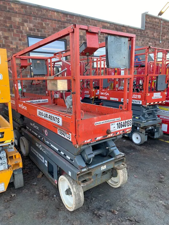 2017 Skyjack SJIII3220 Scissor Lift