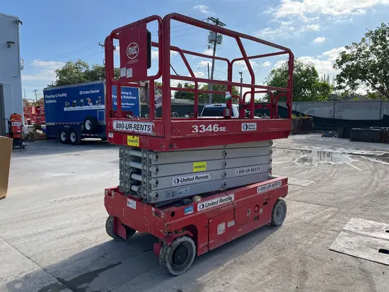 2017 MEC 3346SE Scissor Lift