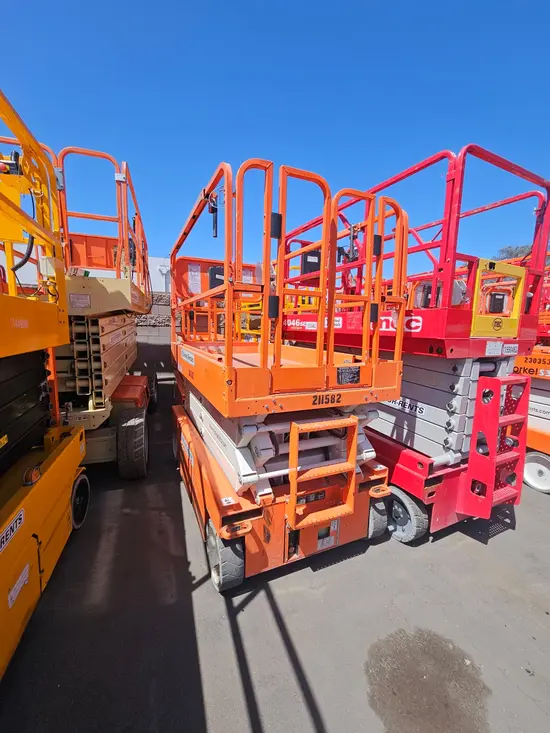 2018 Snorkel S4726E Scissor Lift