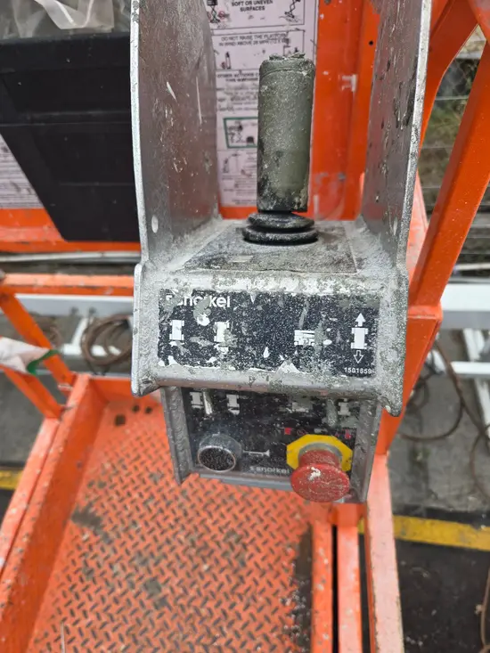 2018 Snorkel S3226E Scissor Lift